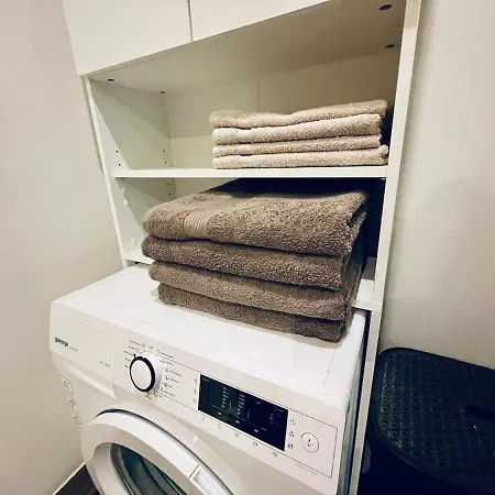 Sunny & Minimalist Near The Center Apartment Kosice